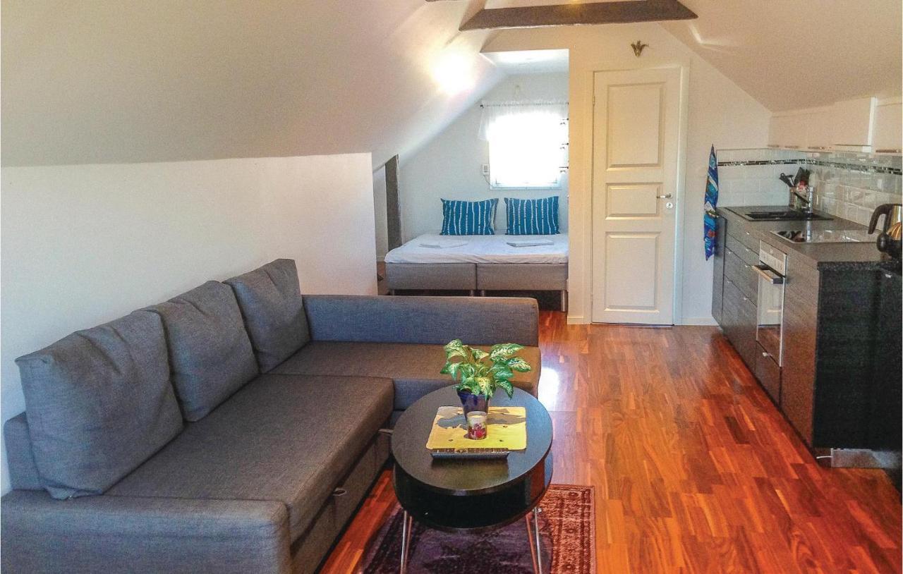 Cozy Apartment In Klintehamn With Wifi Luaran gambar